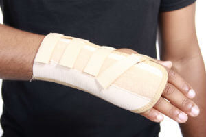 man suffering from carpal tunnel